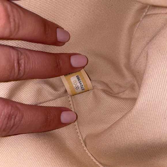 Chanel Ivory & Gold Large Tote - Picture 6 of 9